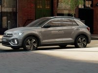 Auto Volkswagen T-Roc 1.0 tsi r-line plus 115cv nuova in vendita presso concessionaria Fratelli Giacomel a 33.400 &euro; - foto numero 3