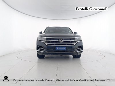 Auto Volkswagen Touareg 3.0 v6 tsi eh elegance tiptronic usata in vendita presso concessionaria Fratelli Giacomel a 40.900 &euro; - foto numero 2
